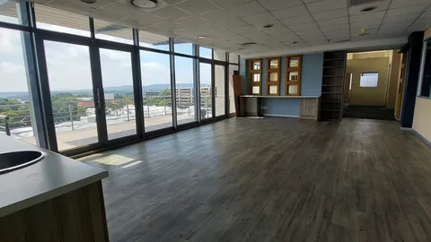 Cradock Square, 169 Oxford Road, Rosebank